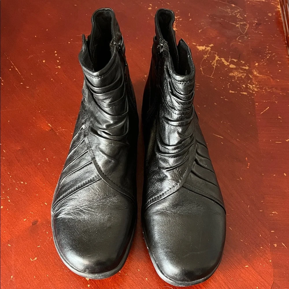 Comfortable Zip-up Cobb Hill Ankle Boots - Picture 2 of 6